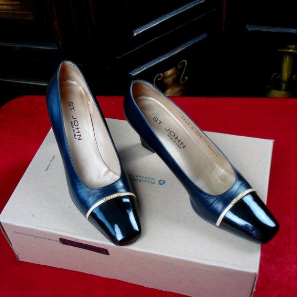 St. John Shoes - Vintage St John  Navy Leather Lina Heels, 10 (AA)